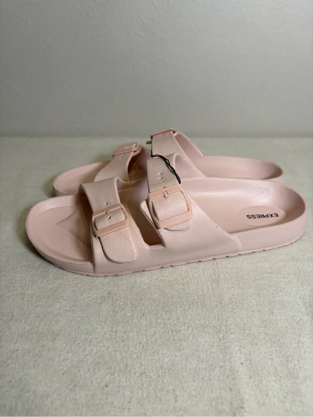 NWT Express Men's 12 Double Buckle Slide‎ Sandals Pink